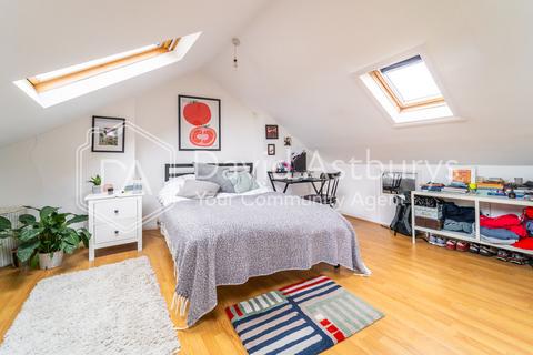 undefined, Mayton Street, Holloway, London