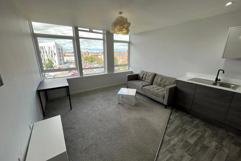 2 bedroom flat to rent, K2 Apartments North, 70 Bond Street, Hull, HU1