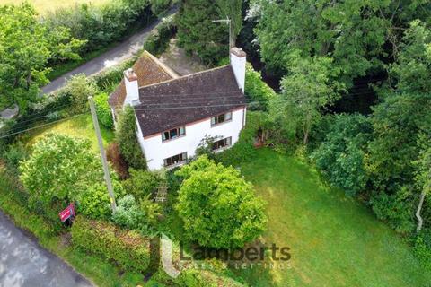 3 bedroom detached house for sale, Moat Cottage, Astwood Lane, Astwood Bank, Redditch