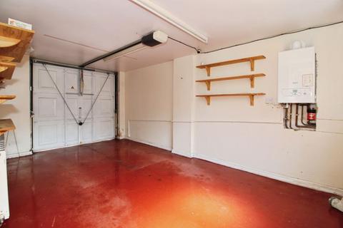 9 Fallowfield Road, Walsall, WS5 3DL