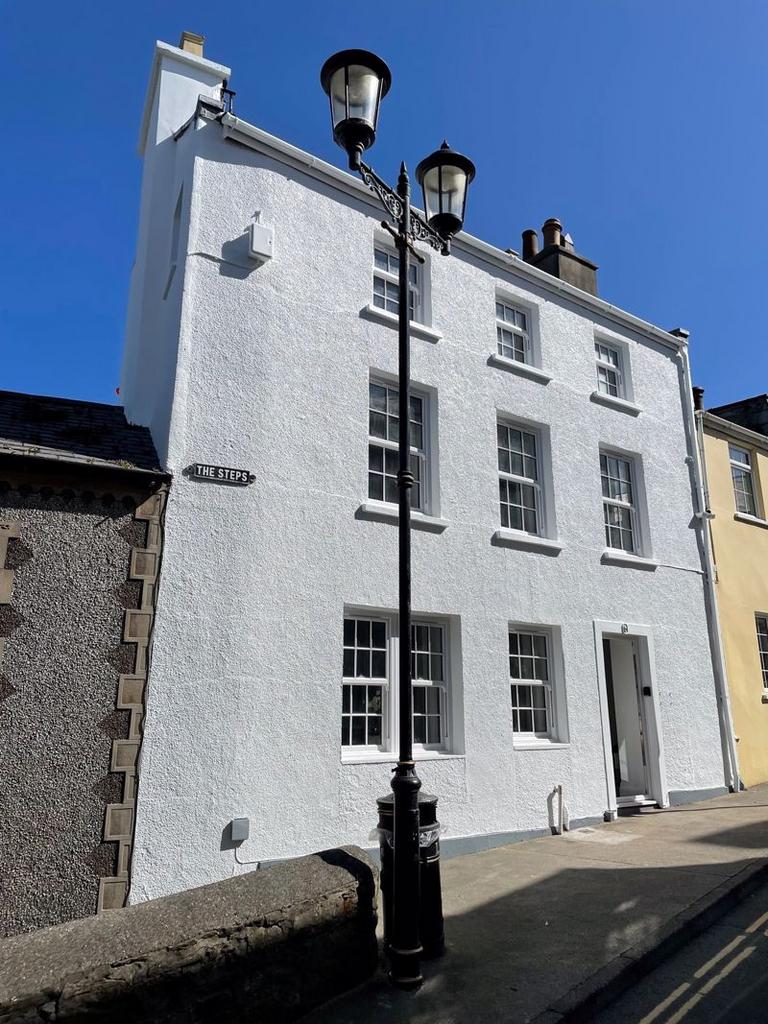 Castle View, 6 Bank Street, Castletown, IM9 1AT 3 bed terraced house for sale £495,000