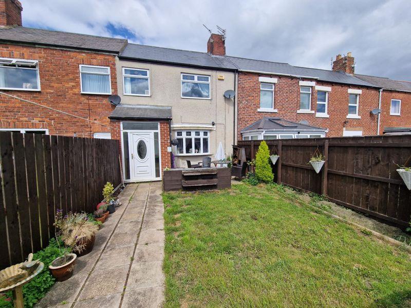Hollymount Terrace, Bedlington 3 bed terraced house £94,950
