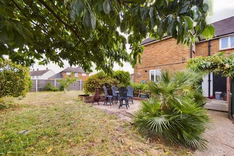 226 Broxburn Drive, South Ockendon, RM15 5QY
