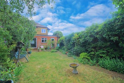 1 Daryngton Drive, Greenford, UB6 8BQ