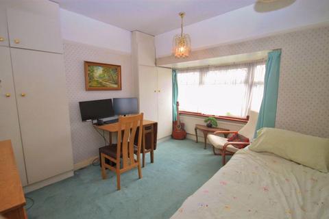 1 Daryngton Drive, Greenford, UB6 8BQ