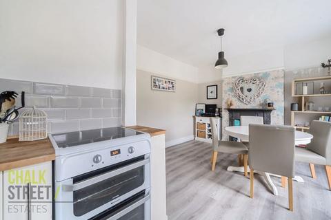 27 Marshalls Road, Romford, RM7 7ED