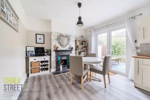 27 Marshalls Road, Romford, RM7 7ED