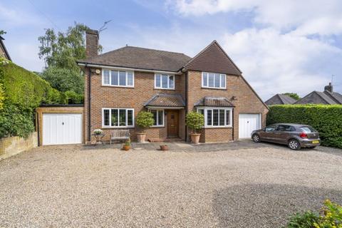 Fallowfield Bernards Close, Great Missenden, HP16 0BU