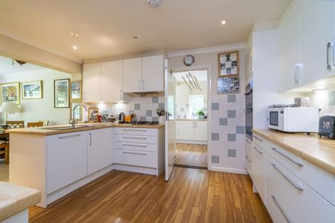 Fallowfield Bernards Close, Great Missenden, HP16 0BU