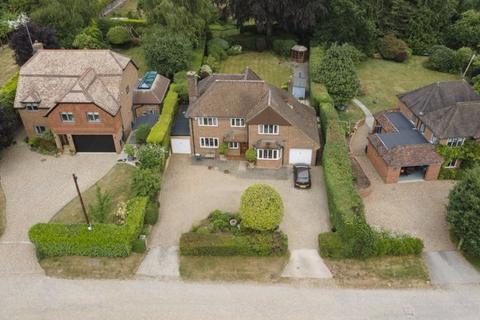 Fallowfield Bernards Close, Great Missenden, HP16 0BU