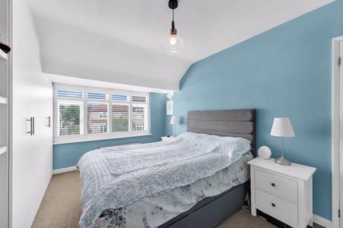 12 Sunray Avenue, Bromley, BR2 8EW