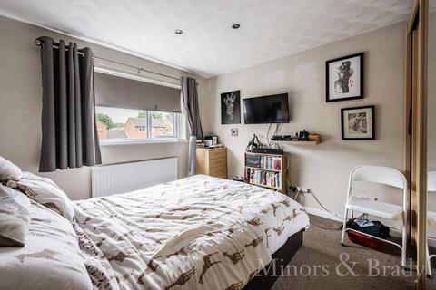 30 Andrew Goodall Close, Dereham, NR19 1SR