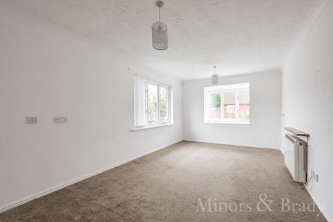 2 bedroom terraced bungalow for sale - St. Williams Way, Norwich