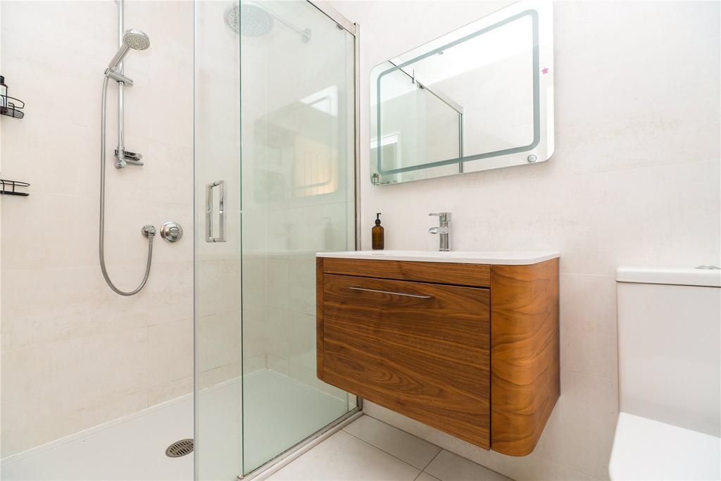 En Suite Shower Room