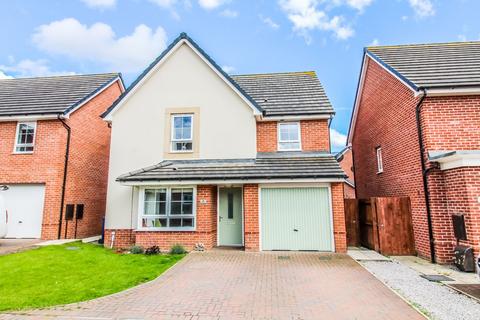 4 bedroom detached house for sale, Appleby Close, Teal Farm, Washington