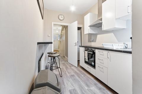 60 Swyncombe Avenue, London, W5 4DS