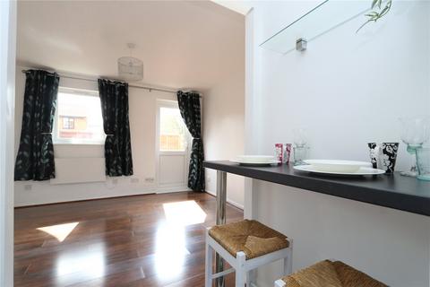 2 bedroom apartment for sale, Spearmint Close, Walnut Tree, Milton Keynes, Buckinghamshire, MK7