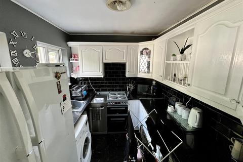 3 bedroom terraced house for sale - Exeter Road, Dudley, DY2 9