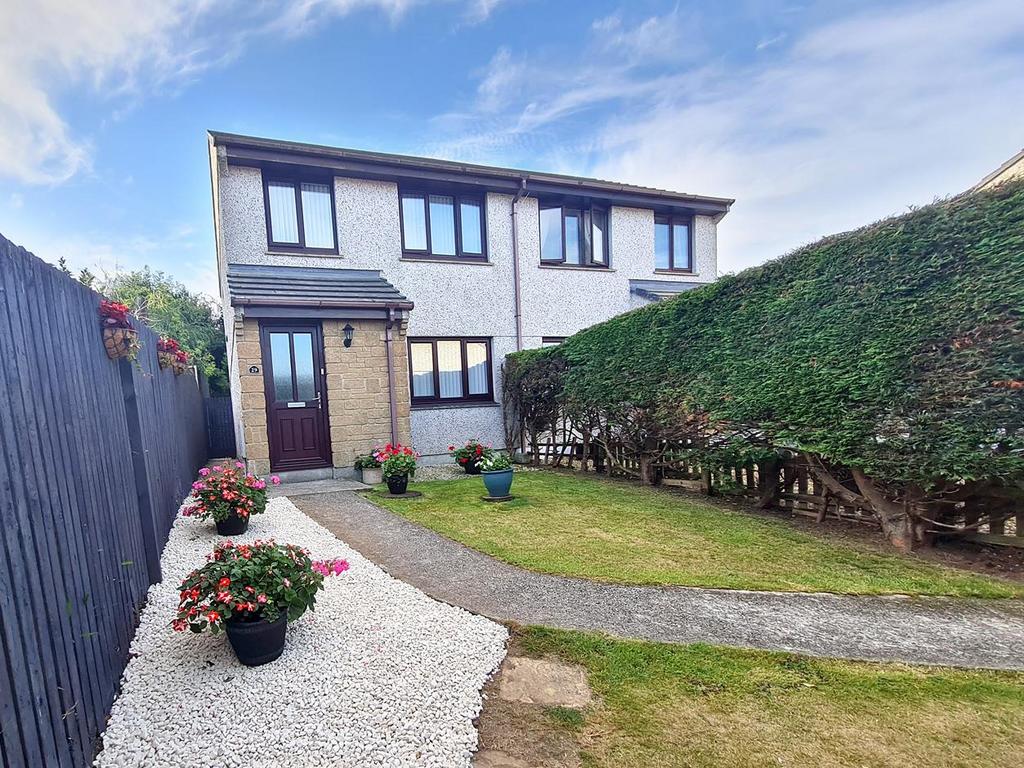 Gwarth An Drae, Helston TR13 3 bed semidetached house for sale £295,000