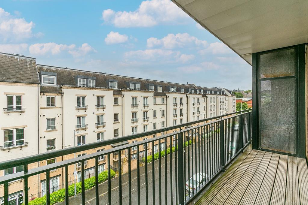 Hopetoun Street, Bellevue, Edinburgh, EH7 2 bed flat for sale £335,000