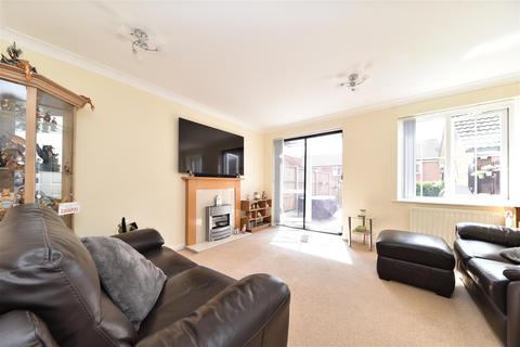 3 bedroom end of terrace house for sale, Merrick Close, Stevenage