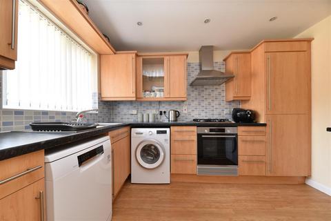 3 bedroom end of terrace house for sale, Merrick Close, Stevenage