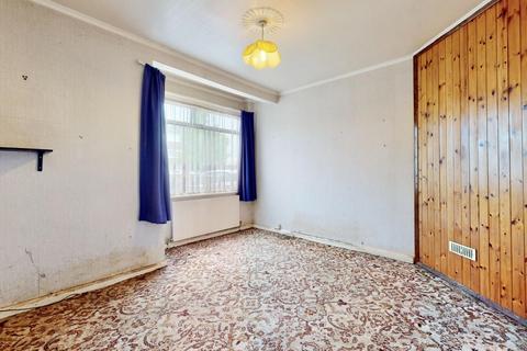 342 High Road, Chadwell Heath, Romford, RM6 6AJ