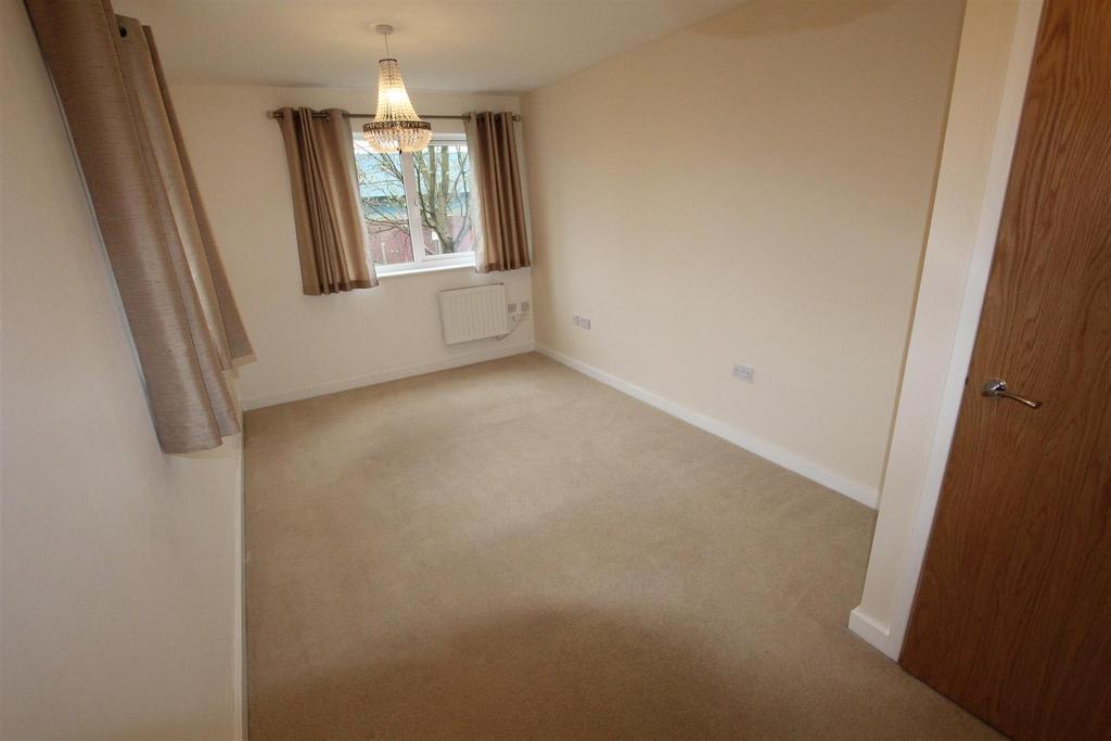 Admiral Drive, Stevenage 1 bed apartment £1,095 pcm (£253 pw)