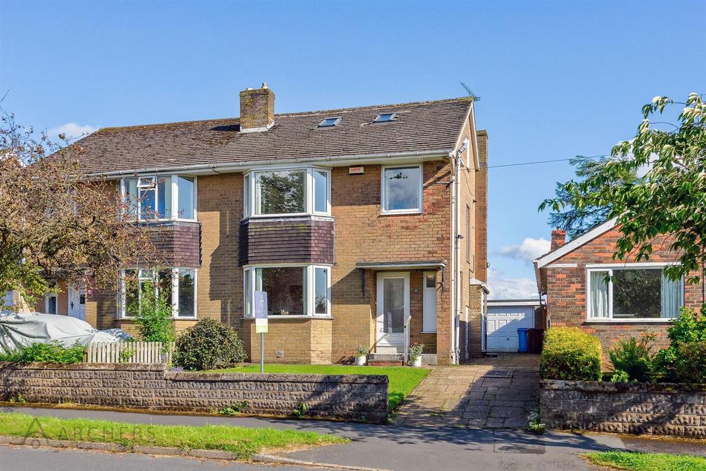 Peterborough Road, Lodge Moor, Sheffield 4 bed semidetached house for