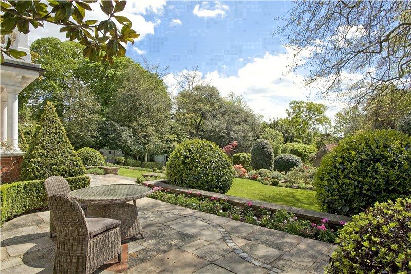 Garden &amp; Terrace