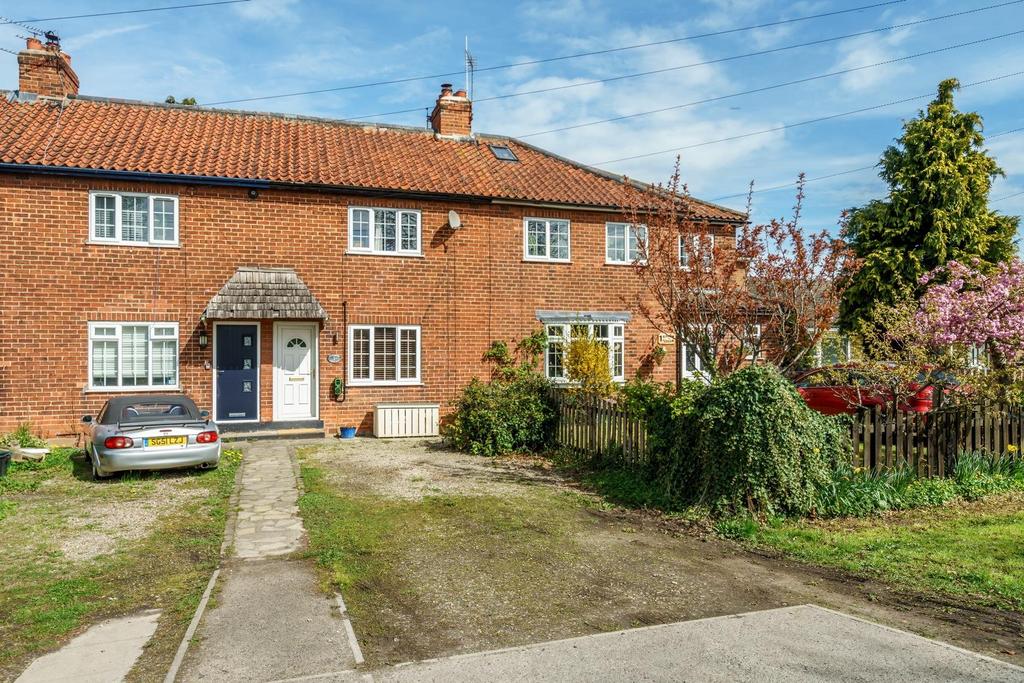 Algarth Terrace, Elvington, York 3 bed cottage for sale £260,000
