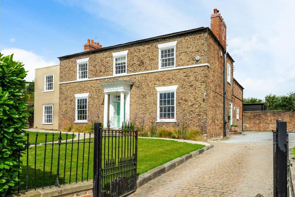 Gate Helmsley, York 6 bed detached house £1,300,000