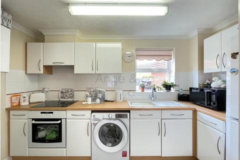 2 bedroom apartment for sale, Killick Crescent, Carlton Colville, Lowestoft