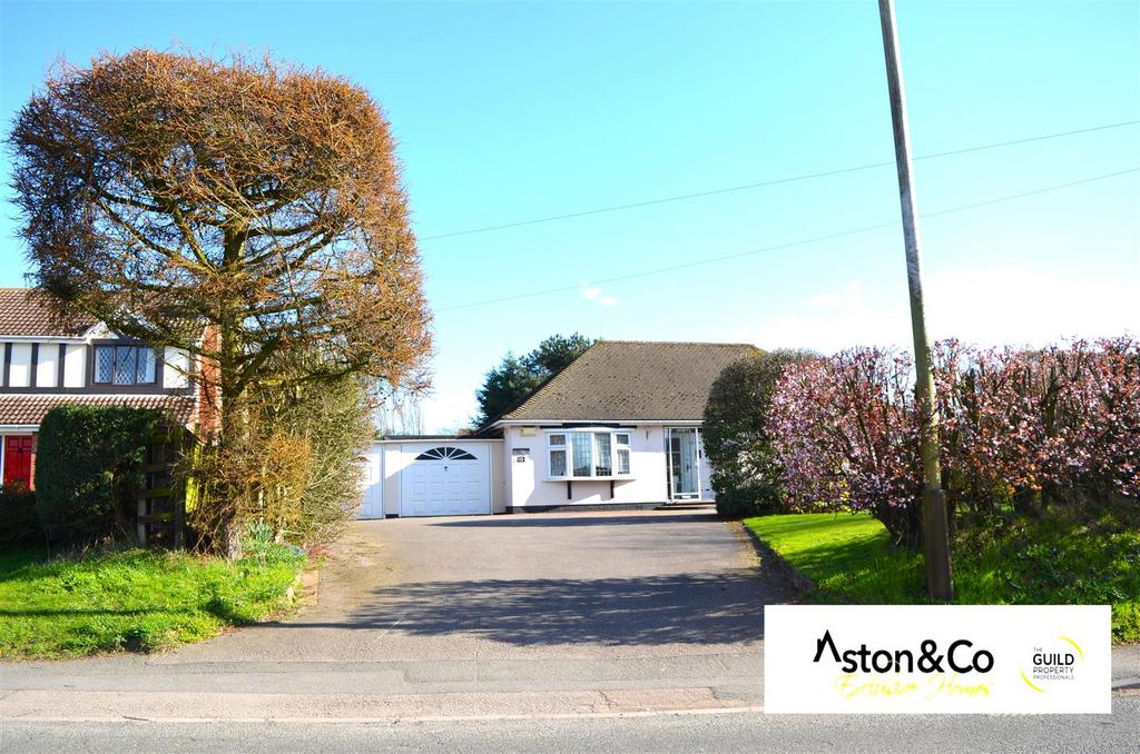 Grove Road, Whetstone, Leicestershire. 3 bed detached bungalow for sale