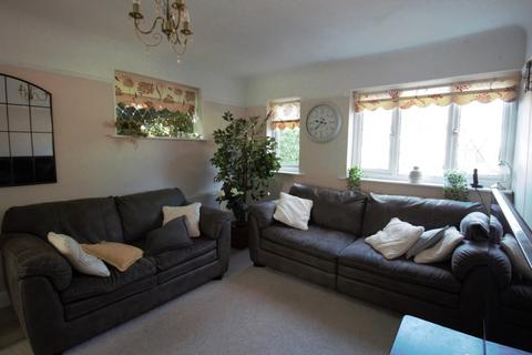 2 bedroom detached house for sale, Willow Avenue, Kirby Cross, Frinton-on-Sea, CO13