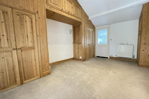 1 bedroom terraced house for sale, Main Street, Cayton, Scarborough