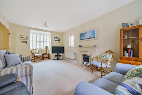 27 Ames Way, Kings Hill, West Malling, ME19 4HT