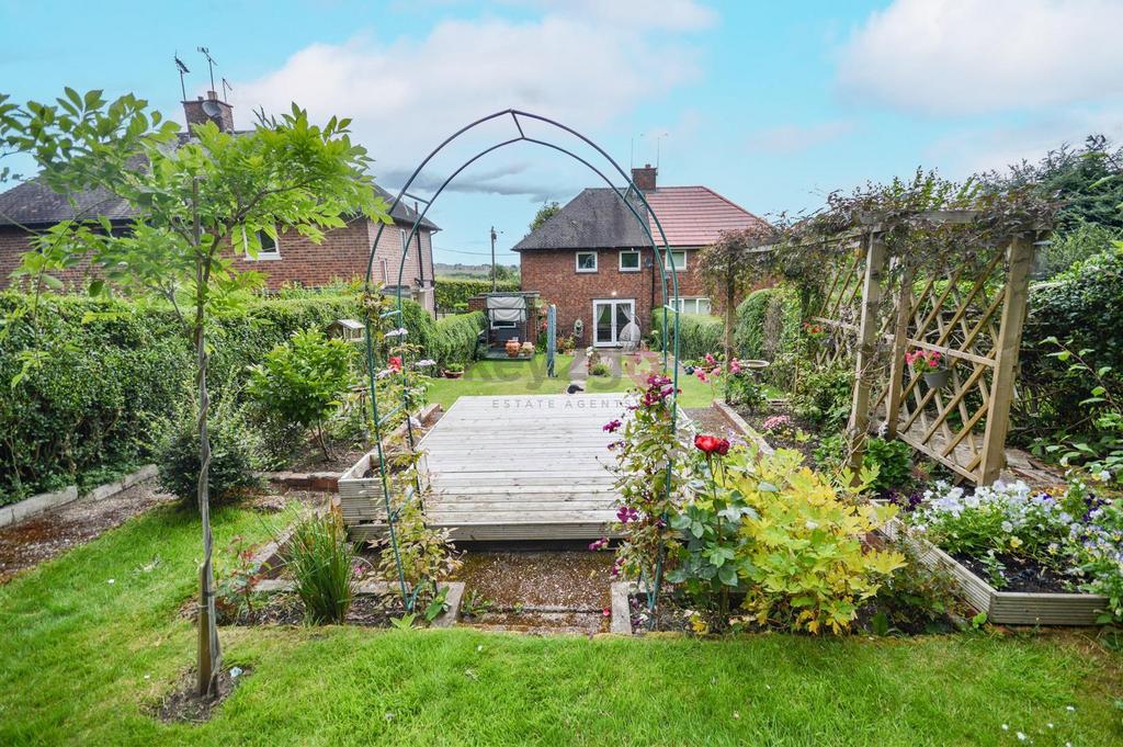 Silkstone Road, Sheffield, S12 2 bed semidetached house for sale £