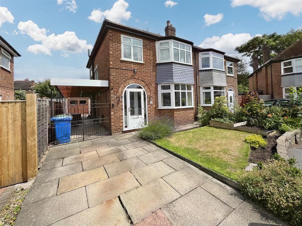 Bowness Drive, Sale 3 bed semidetached house for sale £425,000