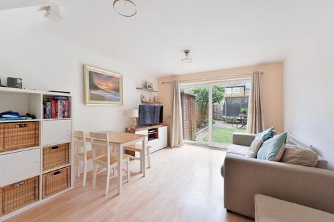 107 Boscombe Road, Worcester Park, KT4 8PJ