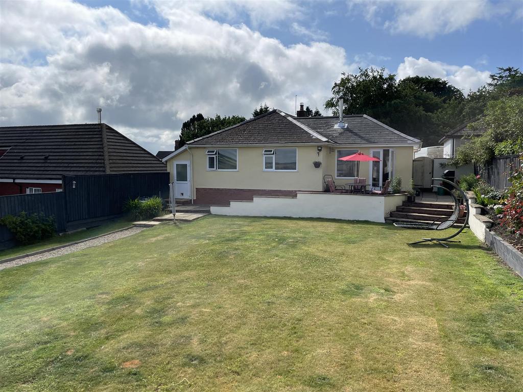 East Anstey 3 bed bungalow for sale £365,000