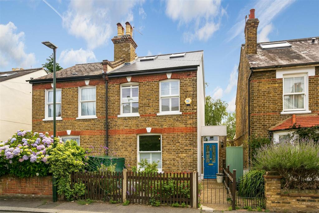 Field Lane, Teddington 3 bed semidetached house £1,250,000
