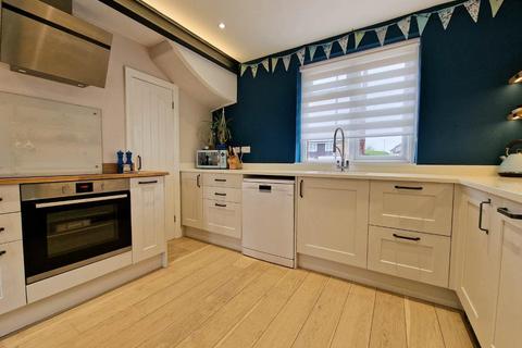 166 Bisley Old Road, Stroud, GL5 1NS