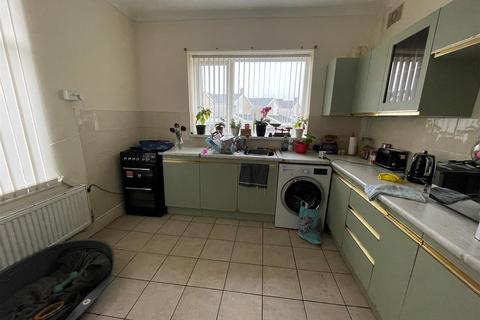 72 Brynmor Road, Llanelli, SA15 2TG