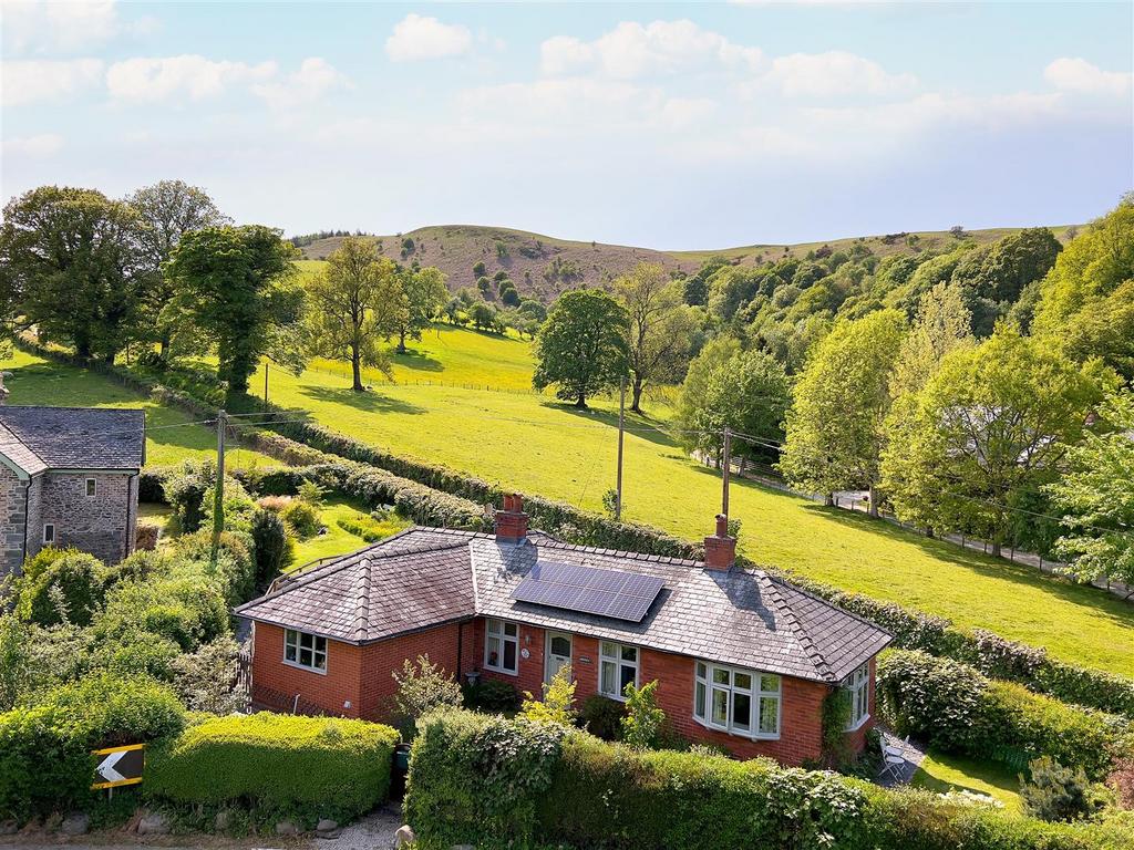Penygarnedd, Llanrhaeadr Ym Mochnant, SY10 0AN 3 bed country house for sale £330,000