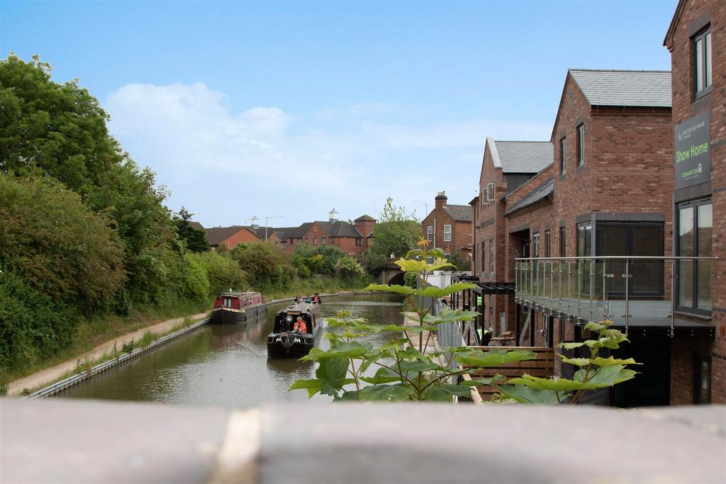 Emscote Wharf (9).jpg