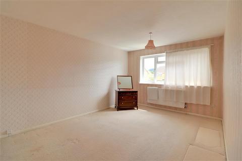 37 Canberra, Stonehouse, GL10 2PR