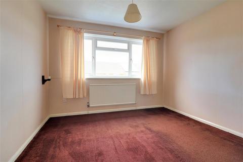 37 Canberra, Stonehouse, GL10 2PR