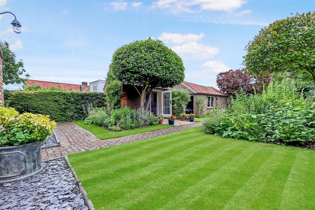 Goosegate Lane, Foston, Grantham 3 bed detached house for sale £385,000