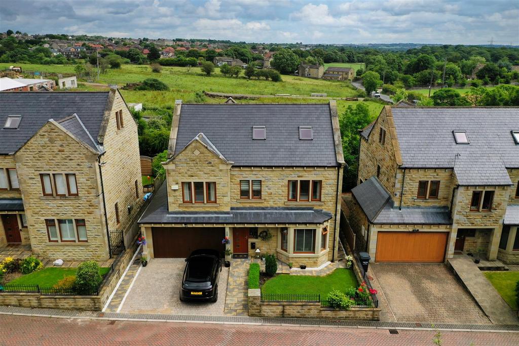 Villa Gardens, Shelf, Halifax 5 bed detached house for sale £495,000